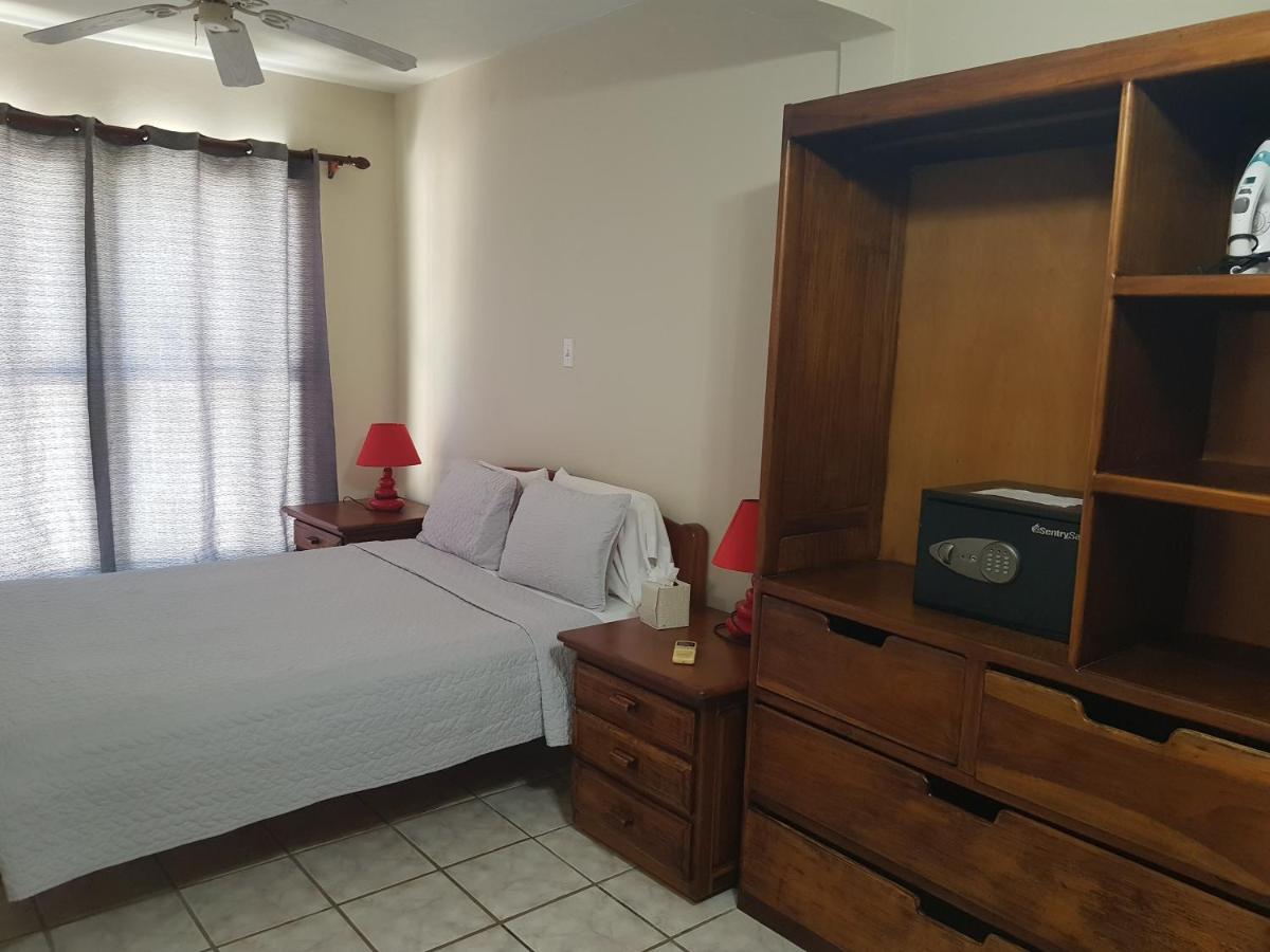 野兰花别墅 Placencia 外观 照片