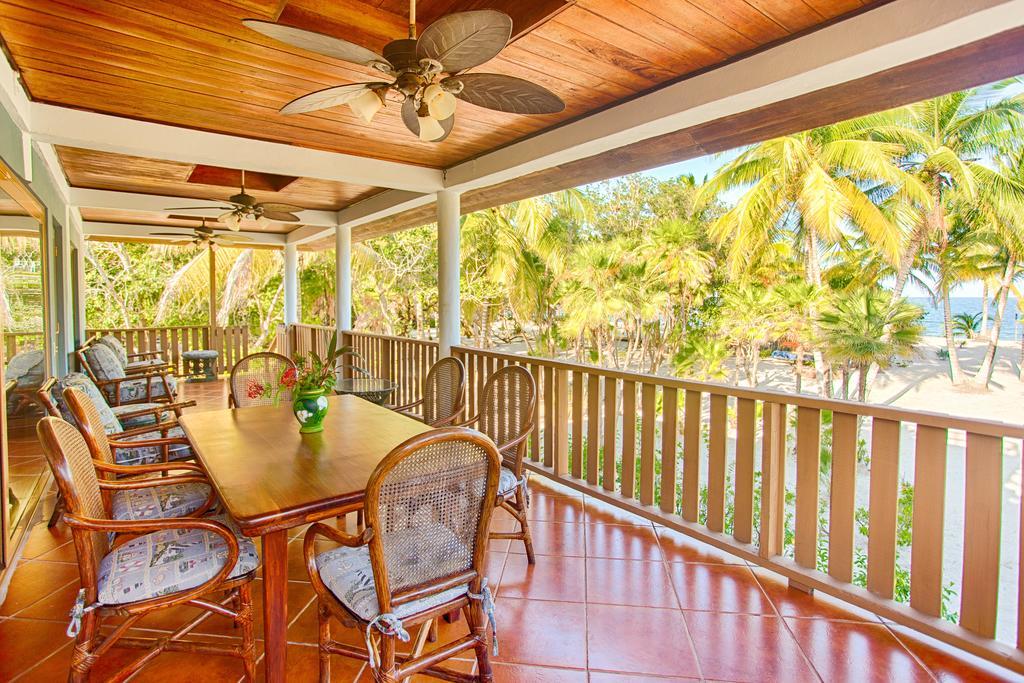 野兰花别墅 Placencia 外观 照片